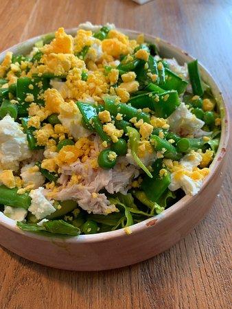 Baroza Restaurant & Bistro